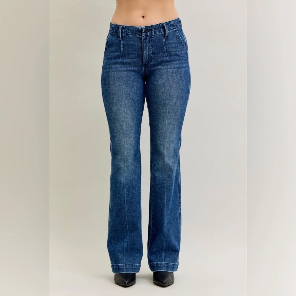 FEW LEFT! Judy Blue Full Size Mid Rise Bootcut Jeans with Welt Pockets Plus Size - Picture 14 of 16